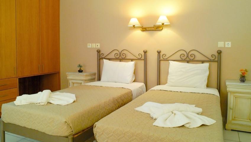 Bella Elena By Estia Aparthotel Μάλια Εξωτερικό φωτογραφία