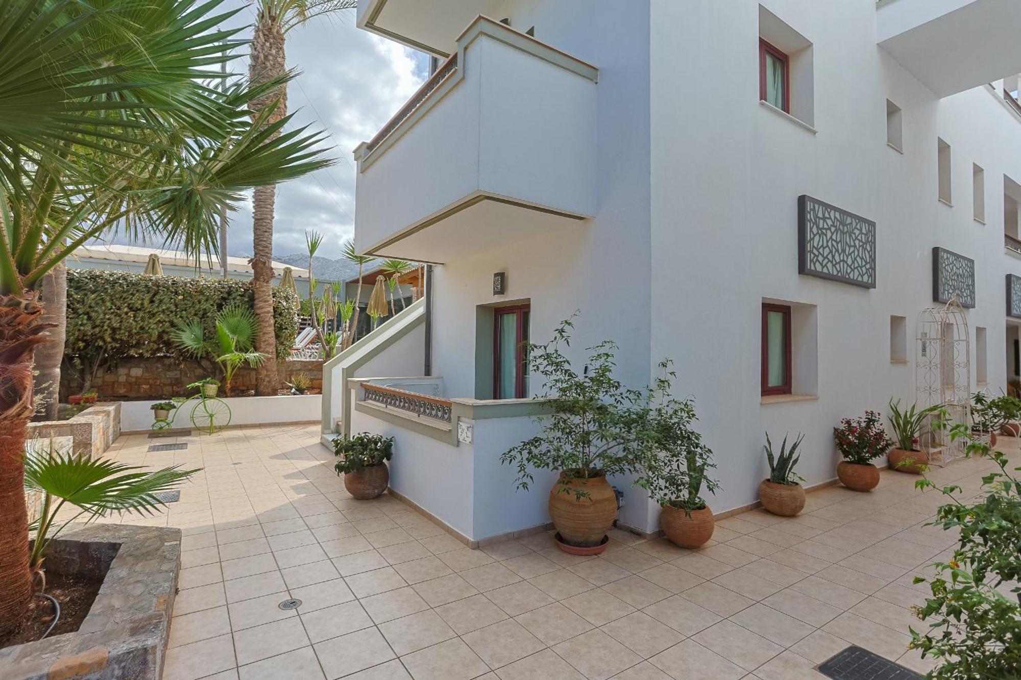 Bella Elena By Estia Aparthotel Μάλια Εξωτερικό φωτογραφία